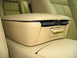 Photo - Front Armrest Closed 1