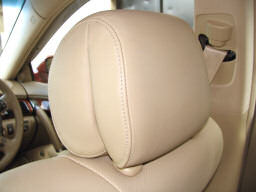 Photo - Front Headrest Right 3